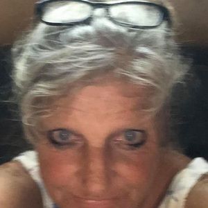 Meet your Posher, Diana